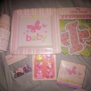 NEW BABY GIRL SHOWER SUPPLIES (FOR 16 GUEST)